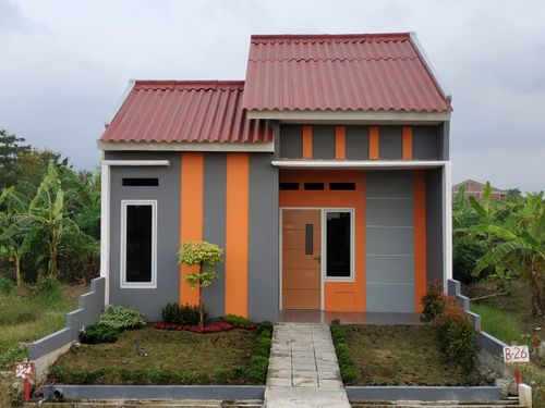 foto tampak rumah tipe 30/60 perumahan Lentera Karangroto Permai