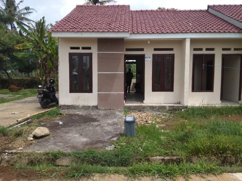 foto tampak rumah tipe 34/60 perumahan Sakura Gardenia 