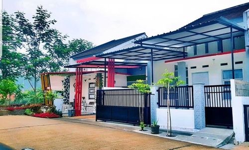 foto tampak rumah tipe 36/66 perumahan Bukit Ciharalang Indah