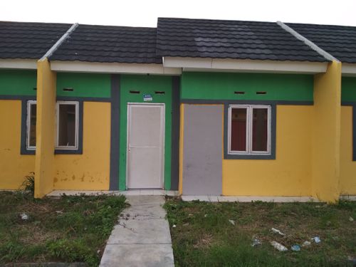 foto tampak rumah tipe 30/60 perumahan GRAND CIKARANG CITY 2