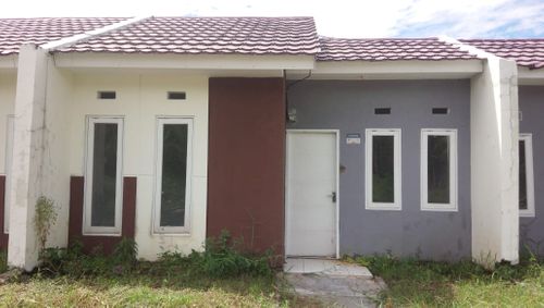 foto tampak rumah tipe 27/60 perumahan PROTANMAS SAMOLO INDAH