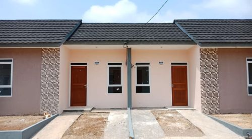 foto tampak rumah tipe 27/60 perumahan Benteng Royal Residence