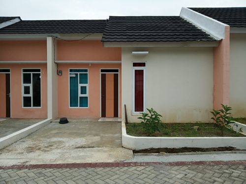 foto tampak rumah tipe 36/60 perumahan Griya madani asri