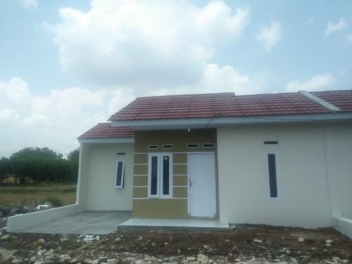 foto tampak rumah tipe RUMAH SUBSIDI perumahan TAMAN ANGGREK LANGUT