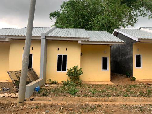 foto tampak rumah tipe 36/78 perumahan PESONA TANRALILI PERMAI