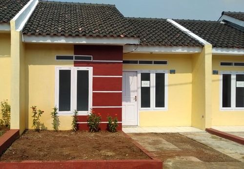 foto tampak rumah tipe 30/66 perumahan Taman Cherry 