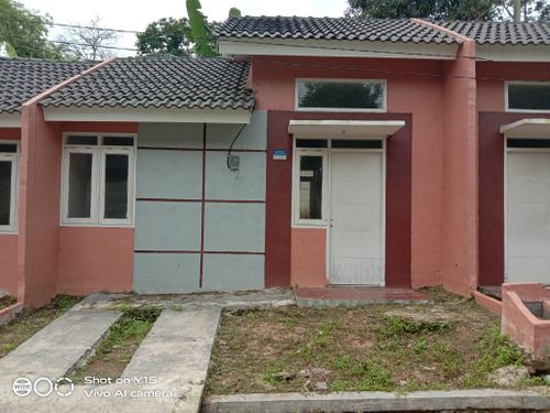 foto tampak rumah tipe 29 perumahan Bumi Elok Tigaraksa