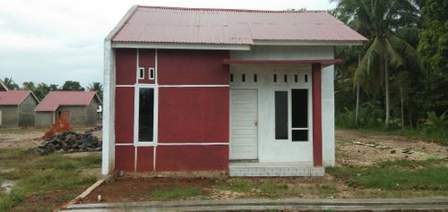 foto tampak rumah tipe 36/108 perumahan GRAHA DIRGA BAKRIE V