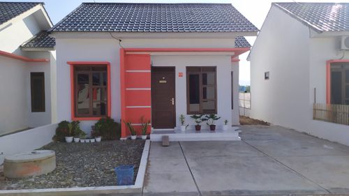 foto tampak rumah tipe 36/122 perumahan GRIYA ATLANTA ALUE NAGA