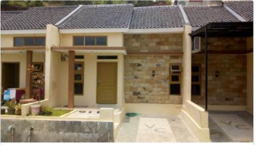 foto tampak rumah tipe 36/72 perumahan Villa Cendana Residence II