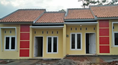 foto tampak rumah tipe 36/66 perumahan TANAH BAYA ASRI