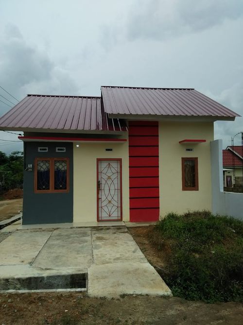 foto tampak rumah tipe PESONA perumahan PESONA KHAYANGAN 