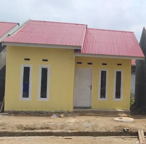 foto tampak rumah tipe 36/84 perumahan KUMALA REGENCY