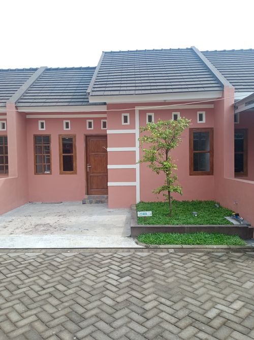 foto tampak rumah tipe B perumahan Omah Perdana