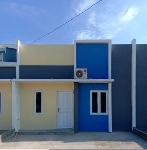 foto tampak rumah tipe 36/84 perumahan BUMI POLEWALI MAS