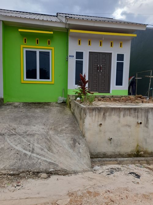 foto tampak rumah tipe 36/96 perumahan GREEN HILL 2