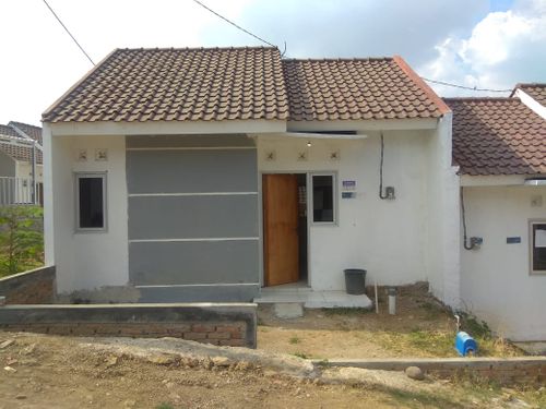 foto tampak rumah tipe 30-2 perumahan ARTHAKA VILLAGE
