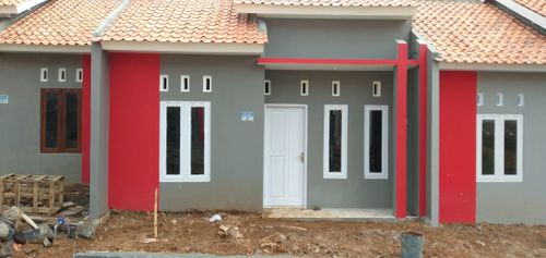 foto tampak rumah tipe 30/60 perumahan Griya Lebo Permai 2