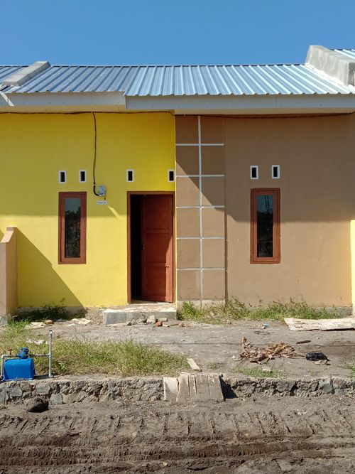 foto tampak rumah tipe 36 perumahan HUNIAN HS SERIKAYA