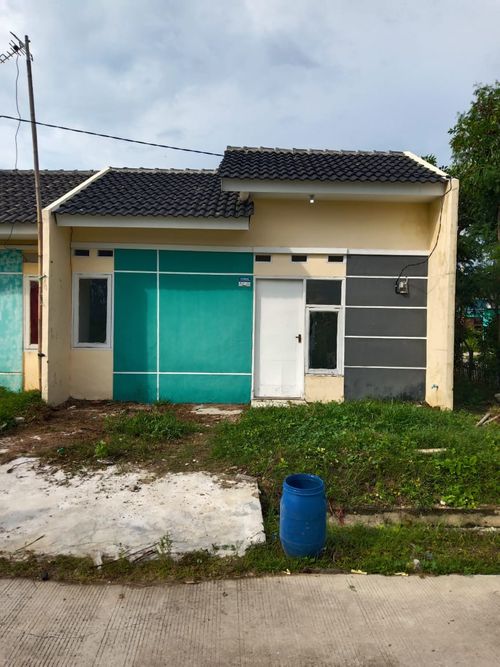 foto tampak rumah tipe TOWUTI 1 perumahan Cikarang Lake View