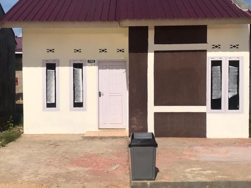 foto tampak rumah tipe 36 perumahan SPP Ranomeeto Regency VI
