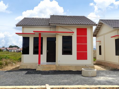 foto tampak rumah tipe standart perumahan Cipta kampung Baru