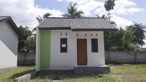 foto tampak rumah tipe 27/80 perumahan GRAND AMNESTA REGENCY