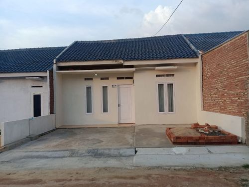 foto tampak rumah tipe 36 perumahan PURI RUPI INDAH