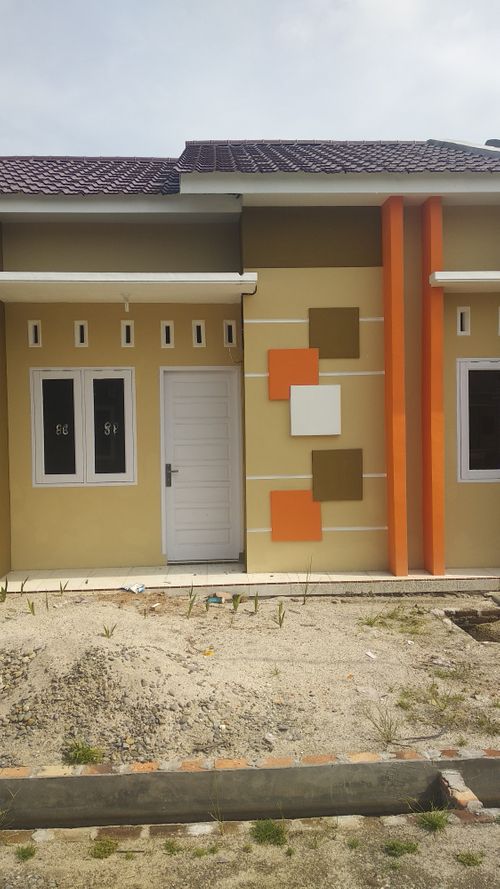 foto tampak rumah tipe 36/78 perumahan GRIYA CEMARA SEI BALAI
