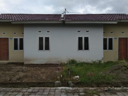 foto tampak rumah tipe 30 perumahan PESONA BUKIT HANIFFA