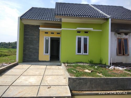 foto tampak rumah tipe 36/60 perumahan MAHKOTA REGENCY 2
