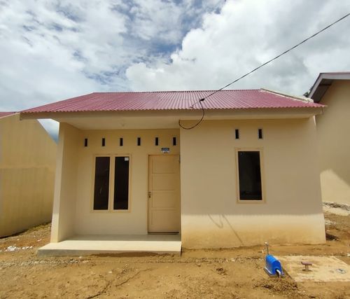 foto tampak rumah tipe 36/120 perumahan Griya Taman Belibis