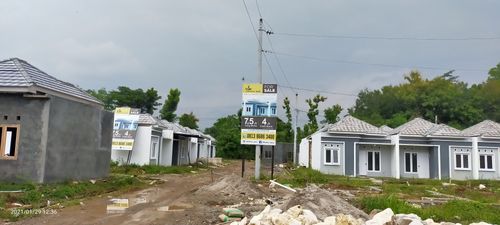 foto tampak rumah tipe 30 perumahan nDalem Asri