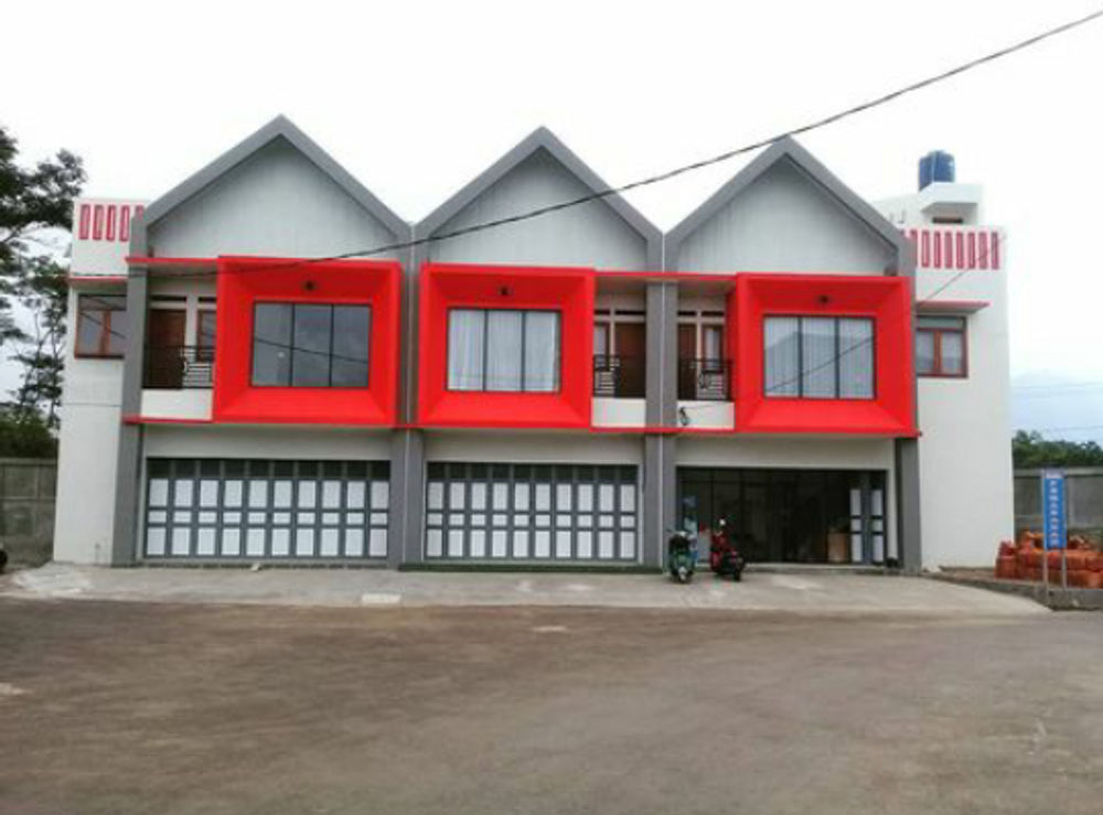 foto tampak rumah tipe Ruko 100/150 perumahan Bumi citra rajapolah