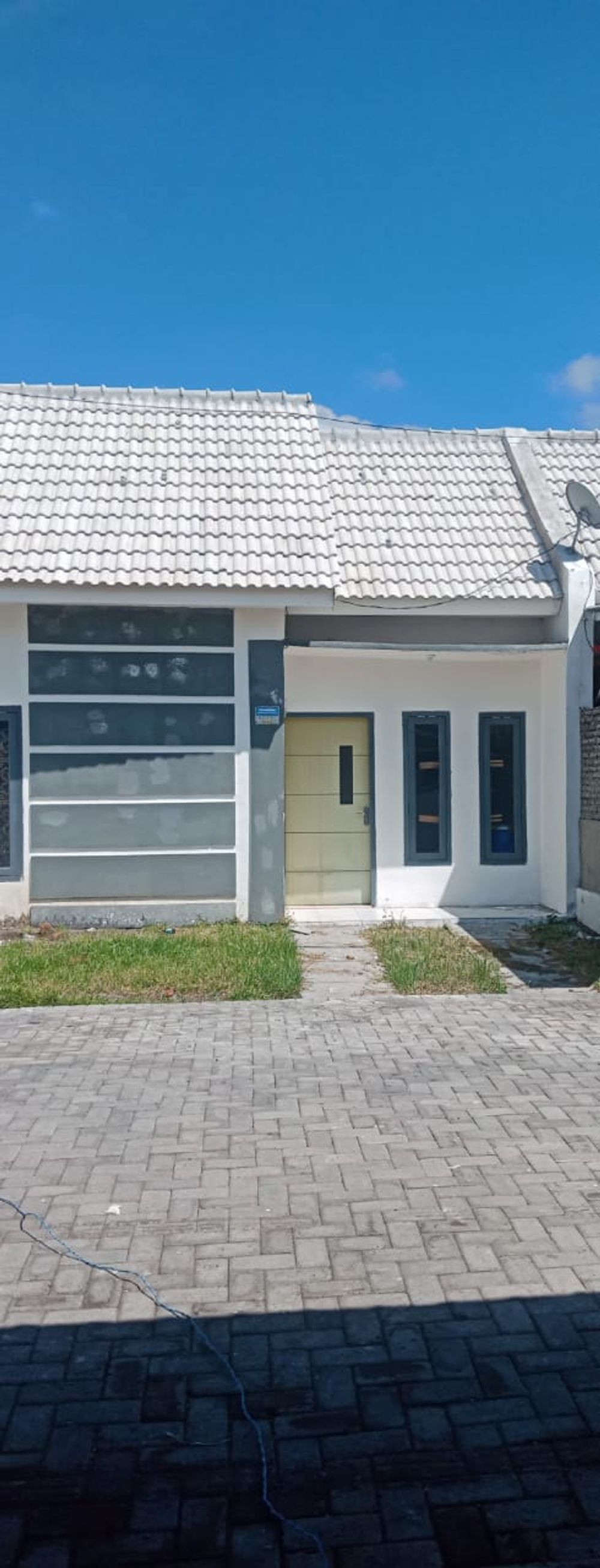 foto tampak rumah tipe 30/60 perumahan Griya Syahfalah Kencong