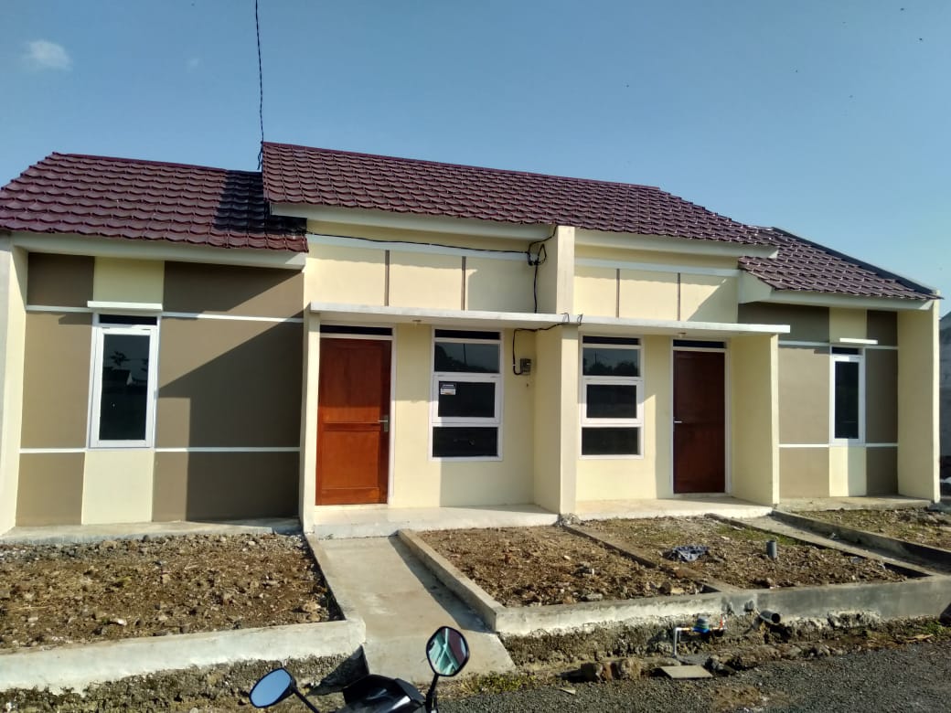 foto tampak rumah tipe BLOK D SUBSIDI perumahan Grand perwira gemuruh
