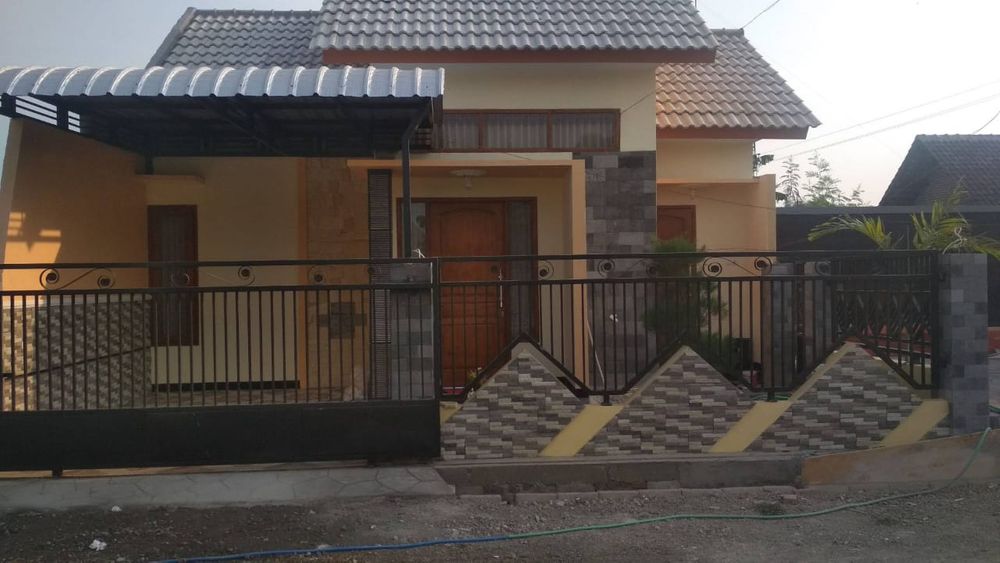 foto tampak rumah tipe 36/76 perumahan PERUM BUMI MENGANTO PERMAI