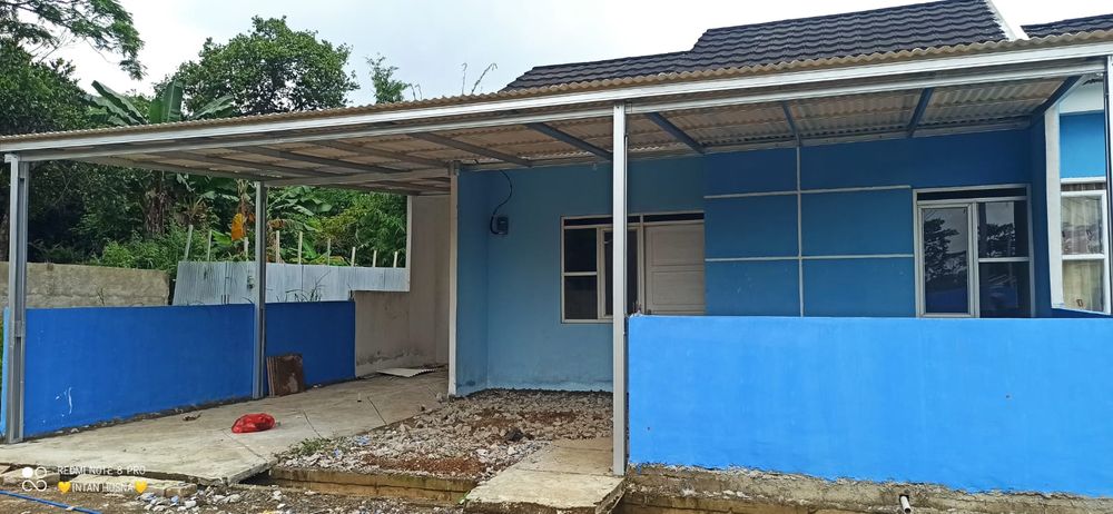 foto tampak rumah tipe 30/90 perumahan Natureland Kiano