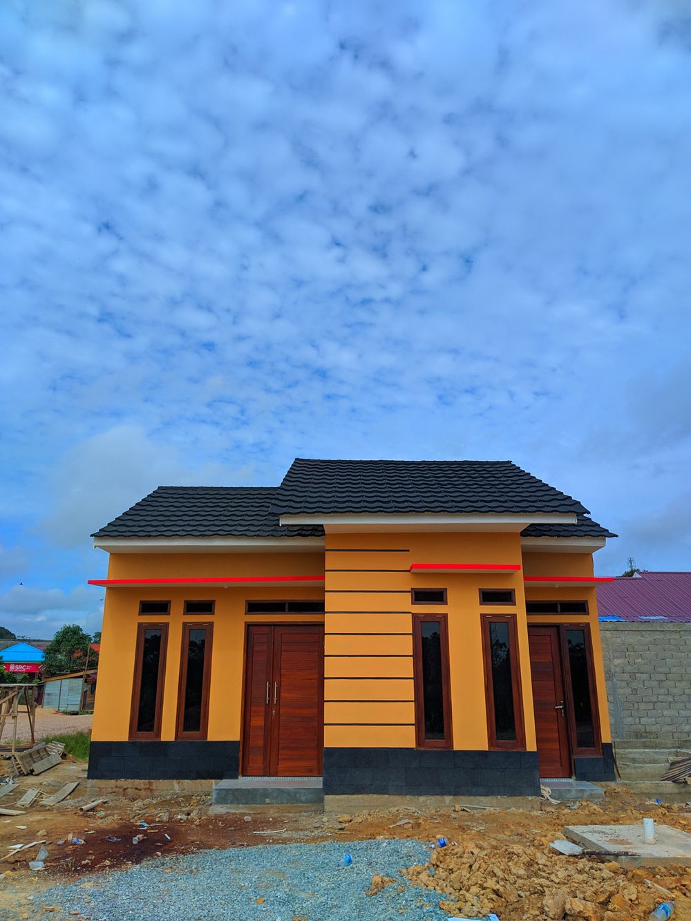 foto tampak rumah tipe RUMAH DERET KOMERSIL 52 perumahan PERUMAHAN GRIYA MINI PERMAI