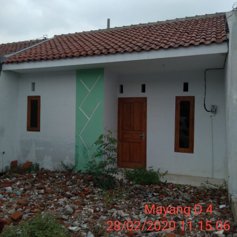 foto tampak rumah tipe 22/60 perumahan Citra Santika Mayang