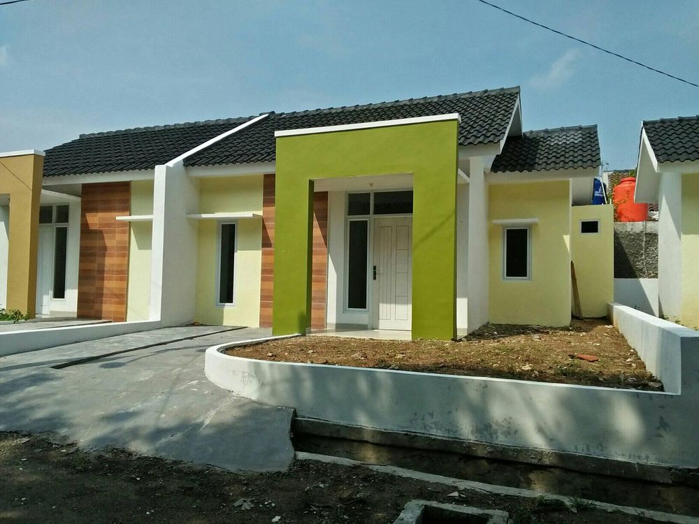 foto tampak rumah tipe 36/96 perumahan Grand Puri Regency
