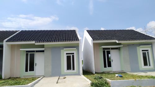 foto tampak rumah tipe 36/72 perumahan Grand Puri Regency