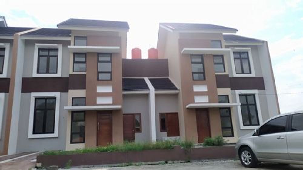 foto tampak rumah tipe 80/120 perumahan Grand Puri Regency