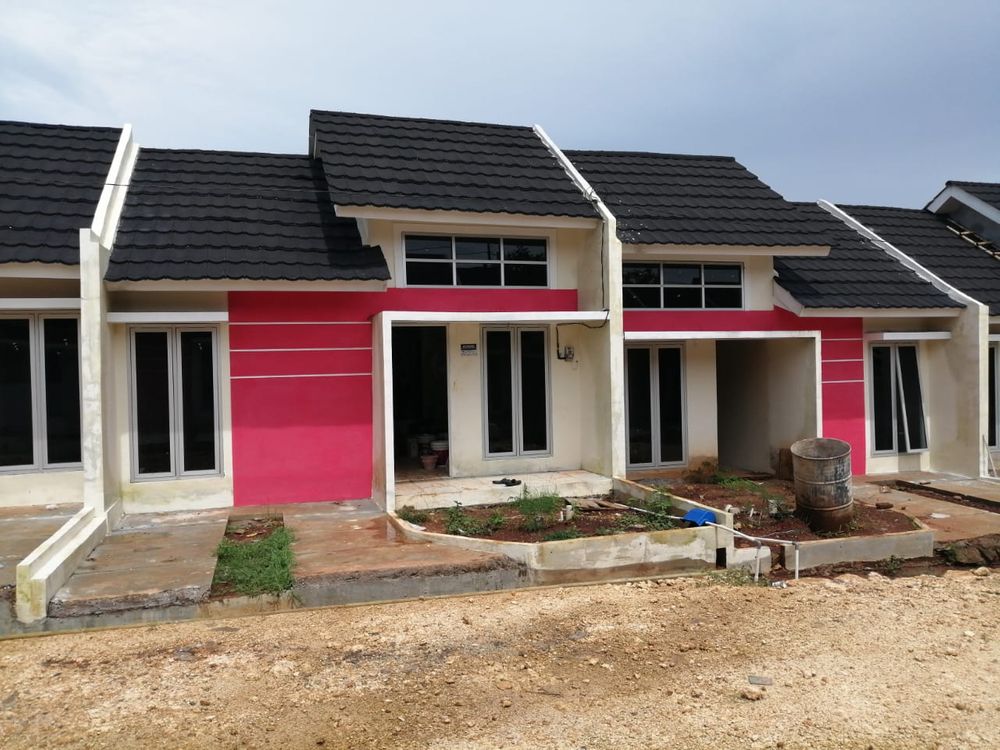 foto tampak rumah tipe 30/60 perumahan Mlonggo asri