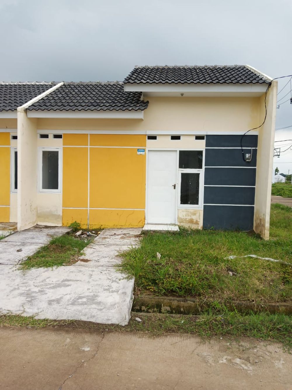 foto tampak rumah tipe TOBA 3 perumahan Cikarang Lake View