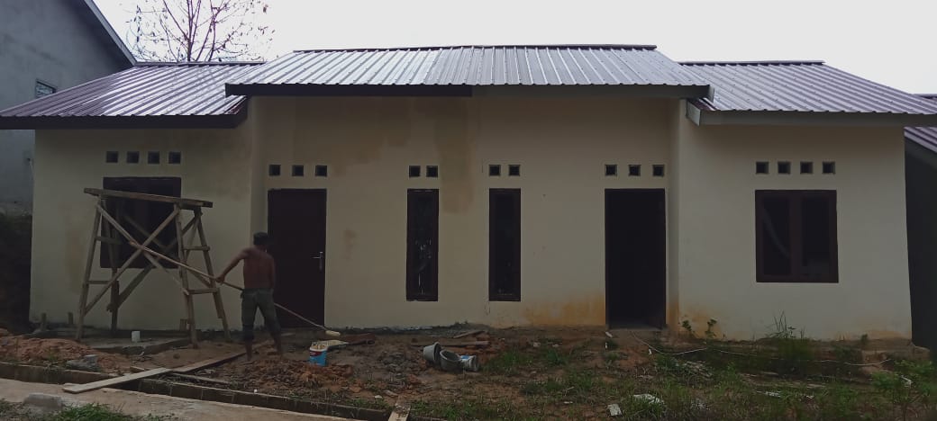 foto tampak rumah tipe 36/84 perumahan PERUMAHAN PURI KARANG JOANG