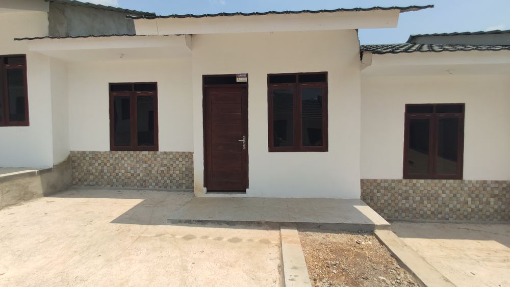 foto tampak rumah tipe 36/72 perumahan KOMPLEK SIGER