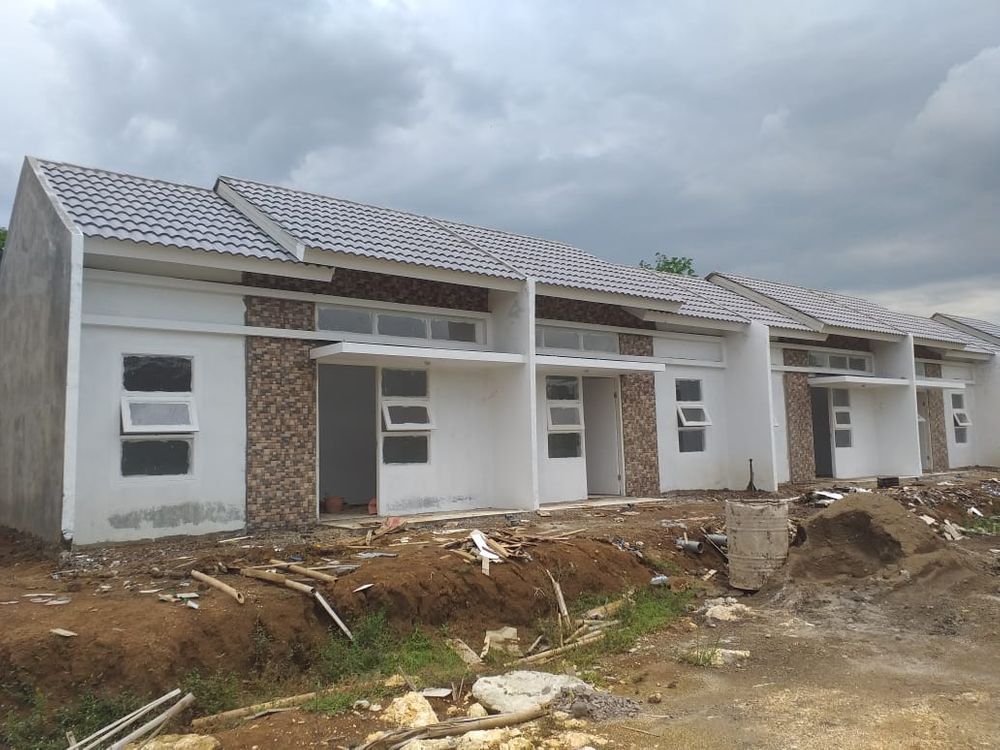 foto tampak rumah tipe BOUGENVILLE perumahan Synergy Residence Jatisari