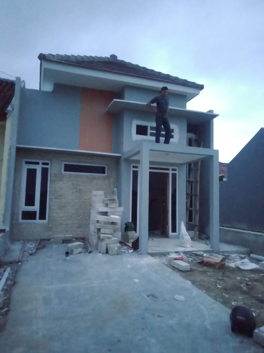 foto tampak rumah tipe 36 perumahan Grudo Asri