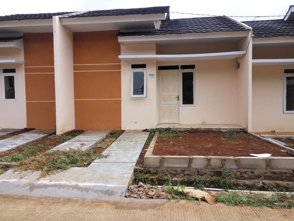 foto tampak rumah tipe 36/72 perumahan GRIYA BUKIT PESONA